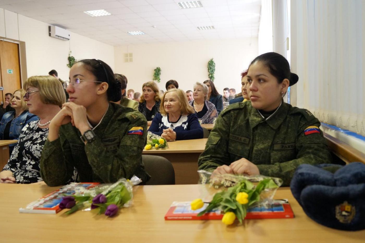 8 марта